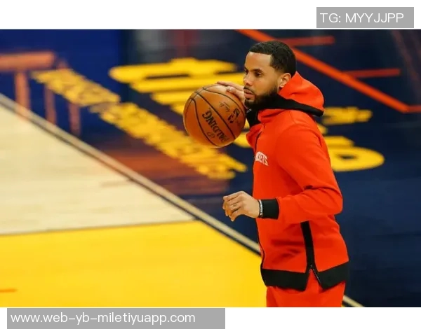 莺歌盛赞教练激情四溢称其为球队领袖能量满满激励全队士气 莺歌盛赞教练激情四溢称其为球队领袖能量满满激励全队士气