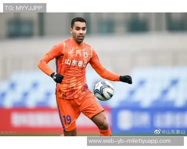 鲁媒报道泰山队计划引进外援中卫中场及两三名实力派内援提升球队竞争力 鲁媒报道泰山队计划引进外援中卫中场及两三名实力派内援提升球队竞争力